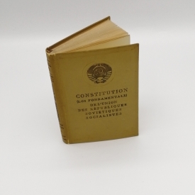 Constitution loi fondamentale de l’union des républiques soviétiques et socialistes éditions partizdat moscou 